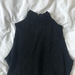 Vintage sleeveless turtleneck sparkly top